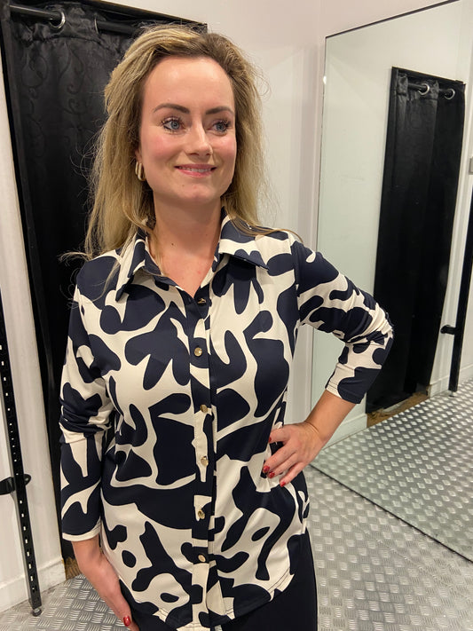Blue flower travel blouse by swan
