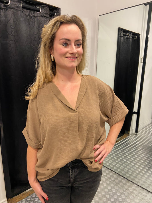 Camel vhals top
