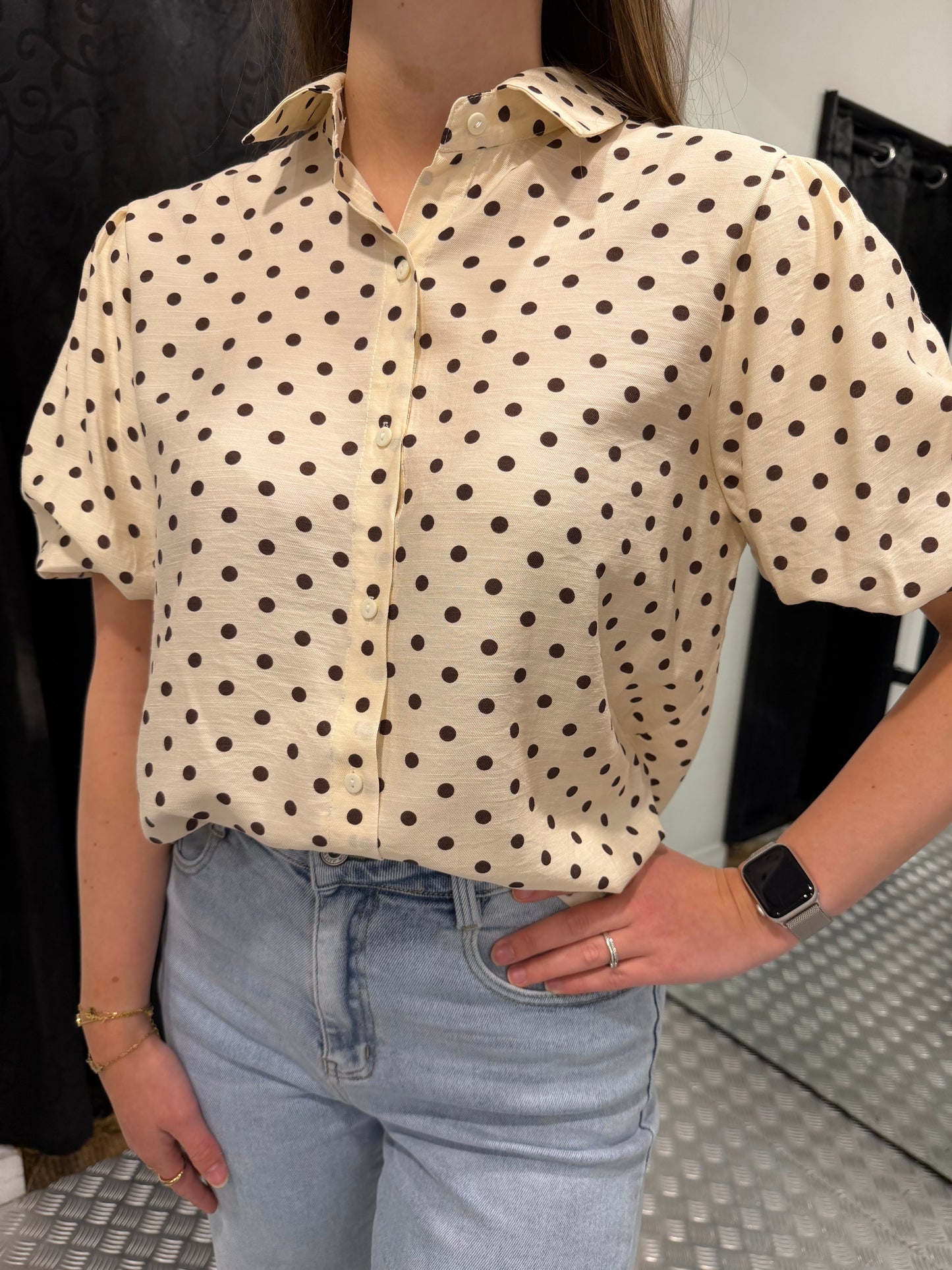 Creme dot blouse