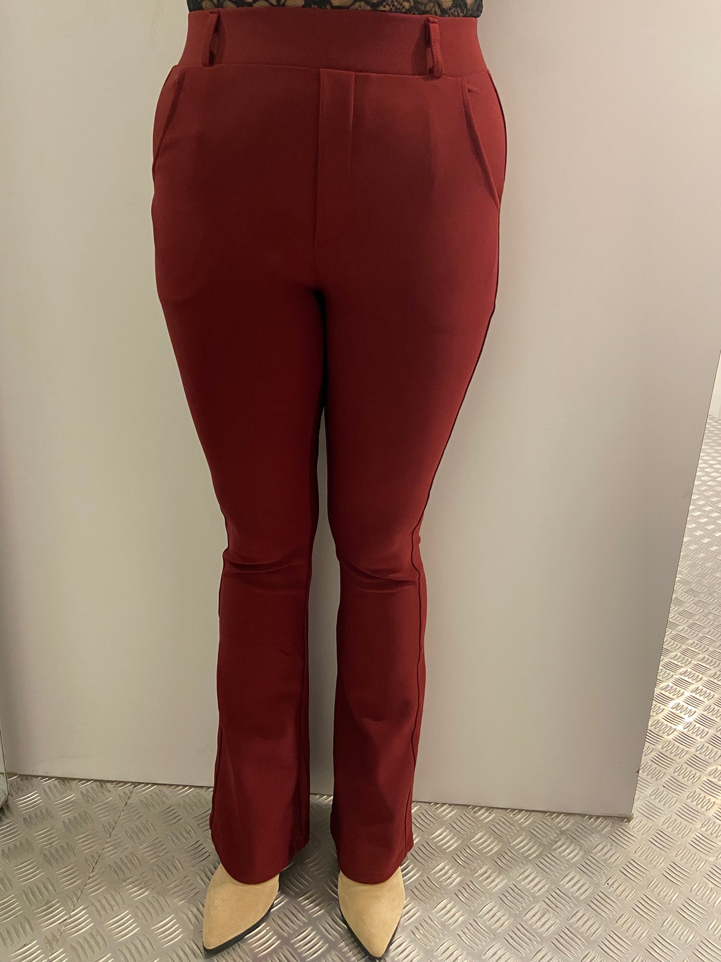 Bordeaux jogging cropped flared