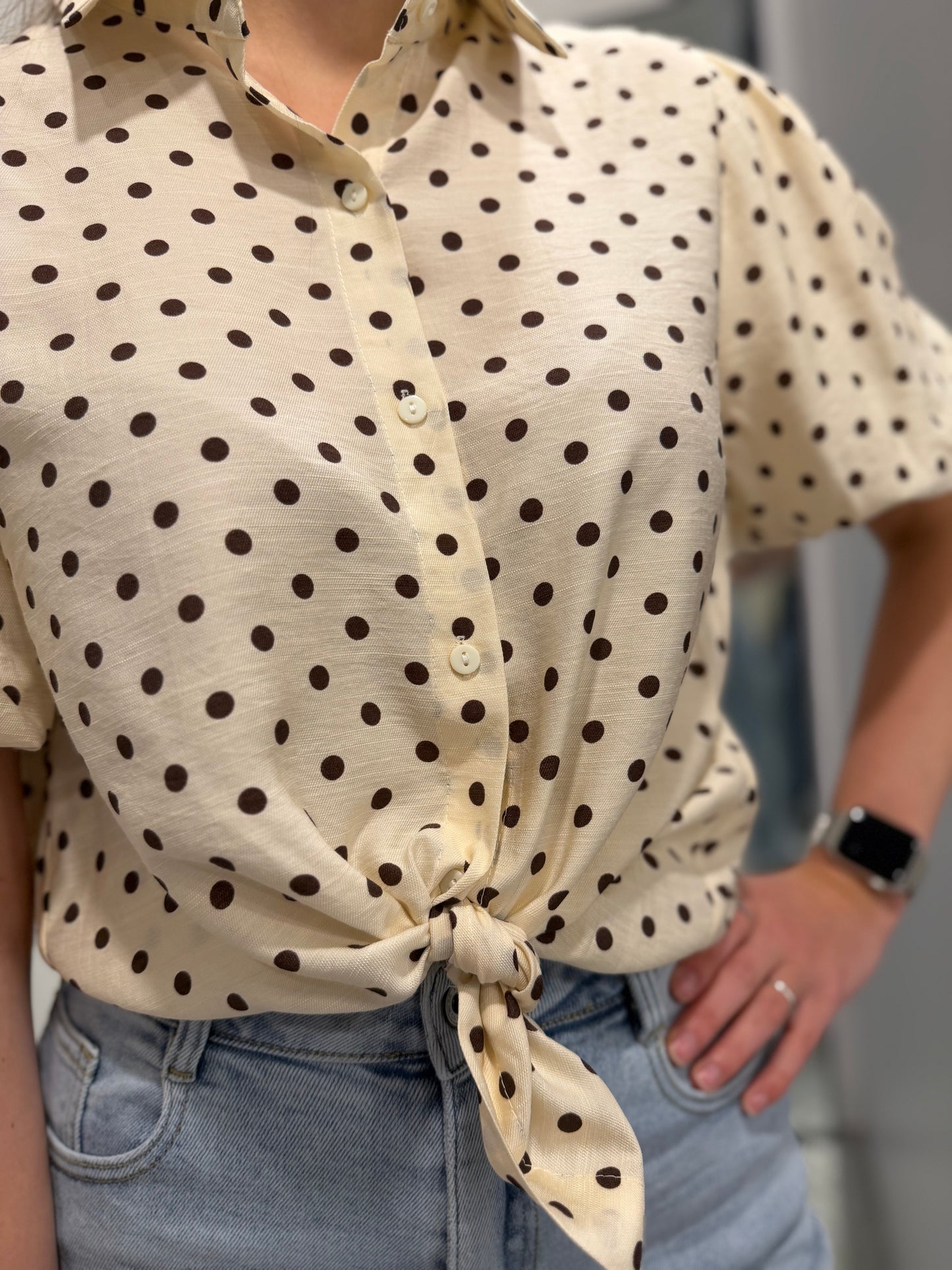 Creme dot blouse