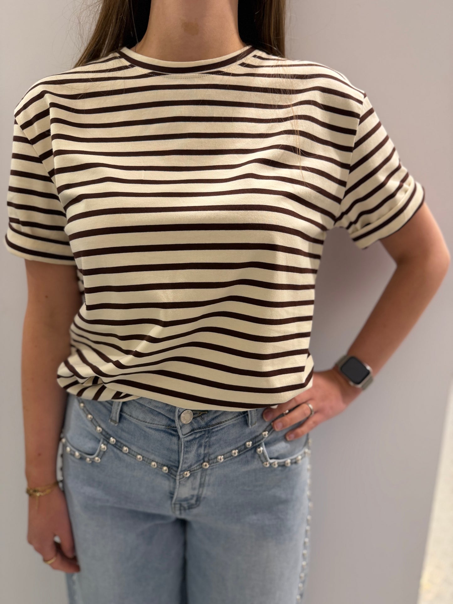 Beige striped tshirt