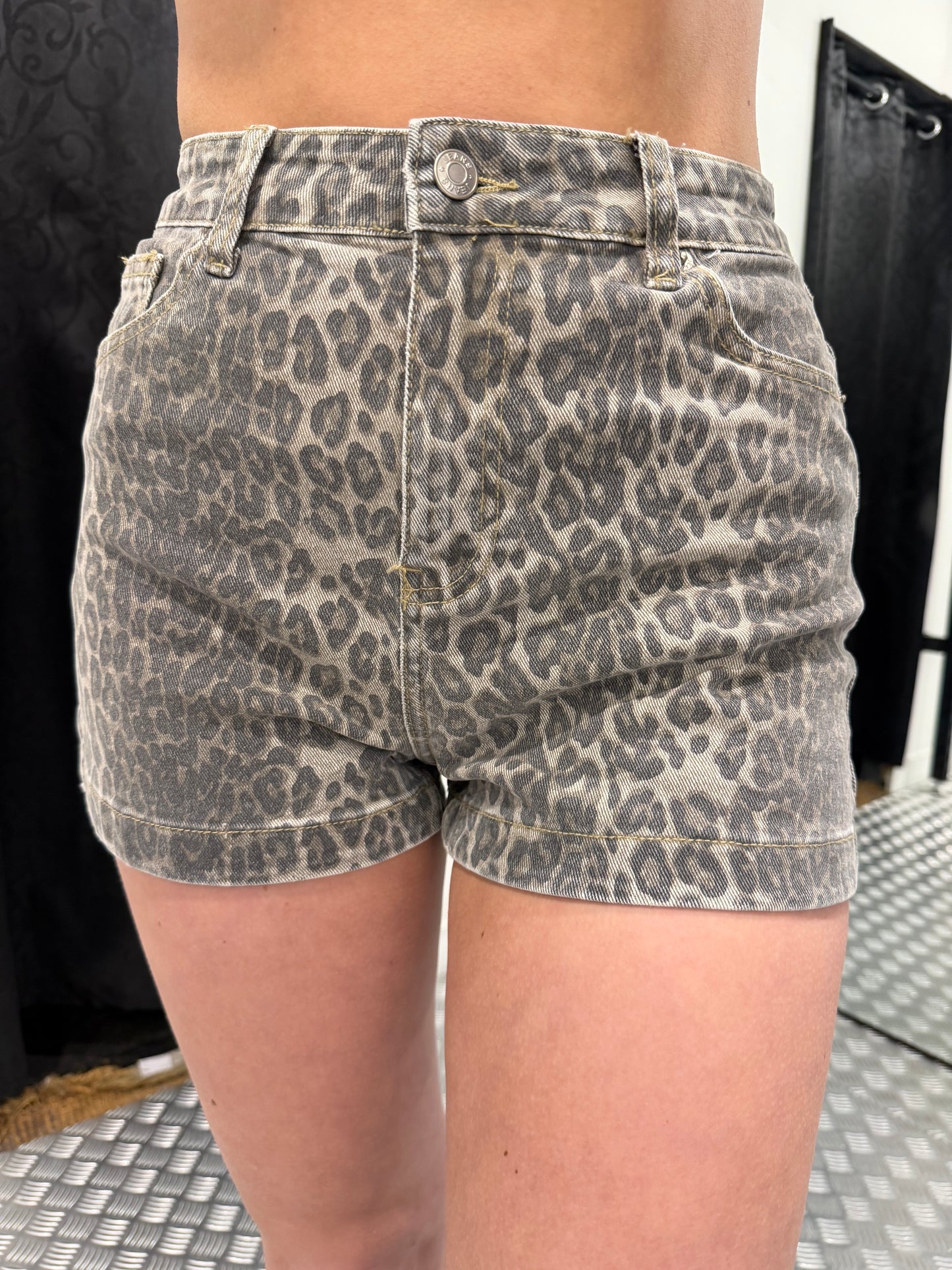 Panter denim short redial