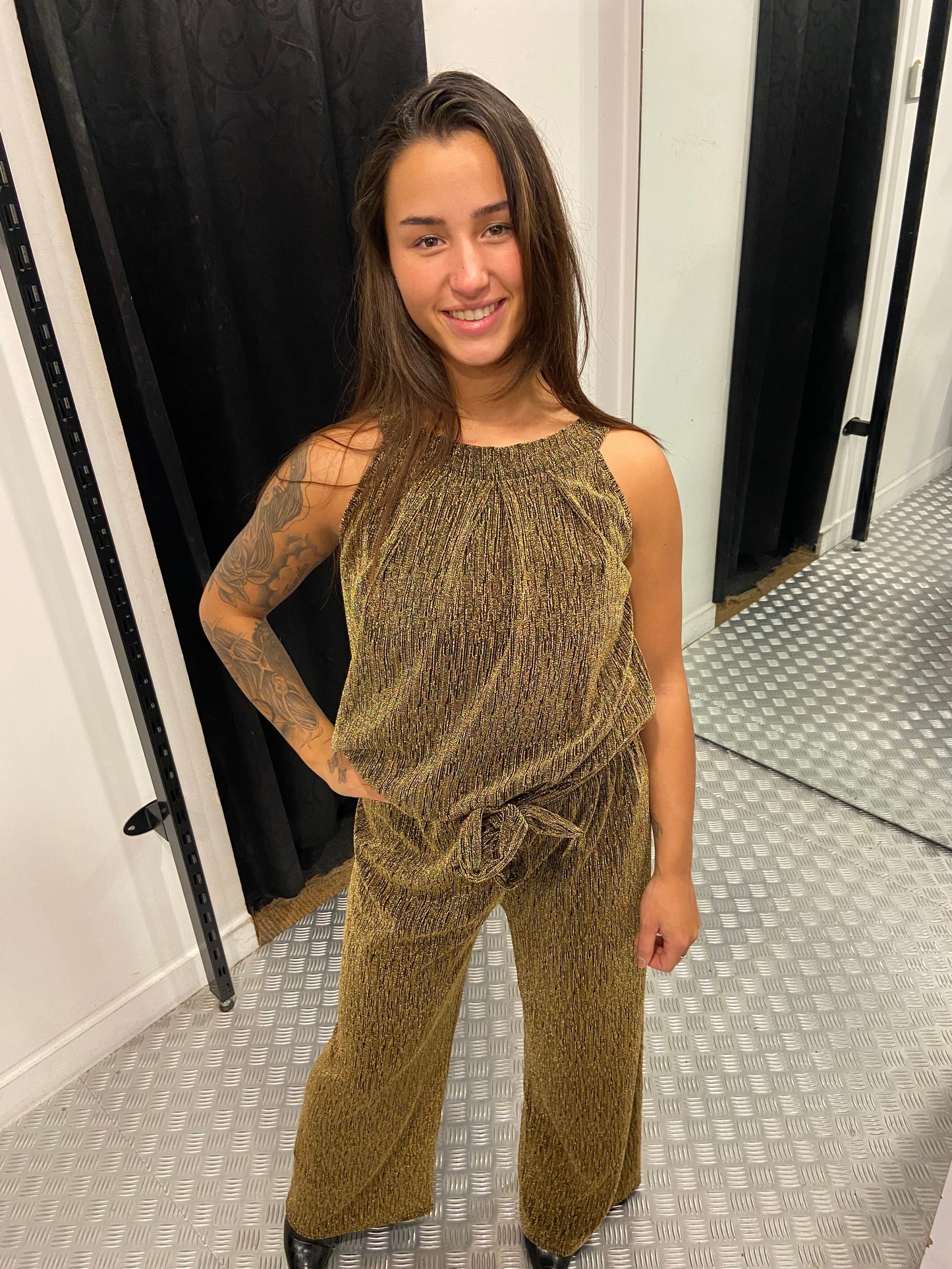 Golden bow pants