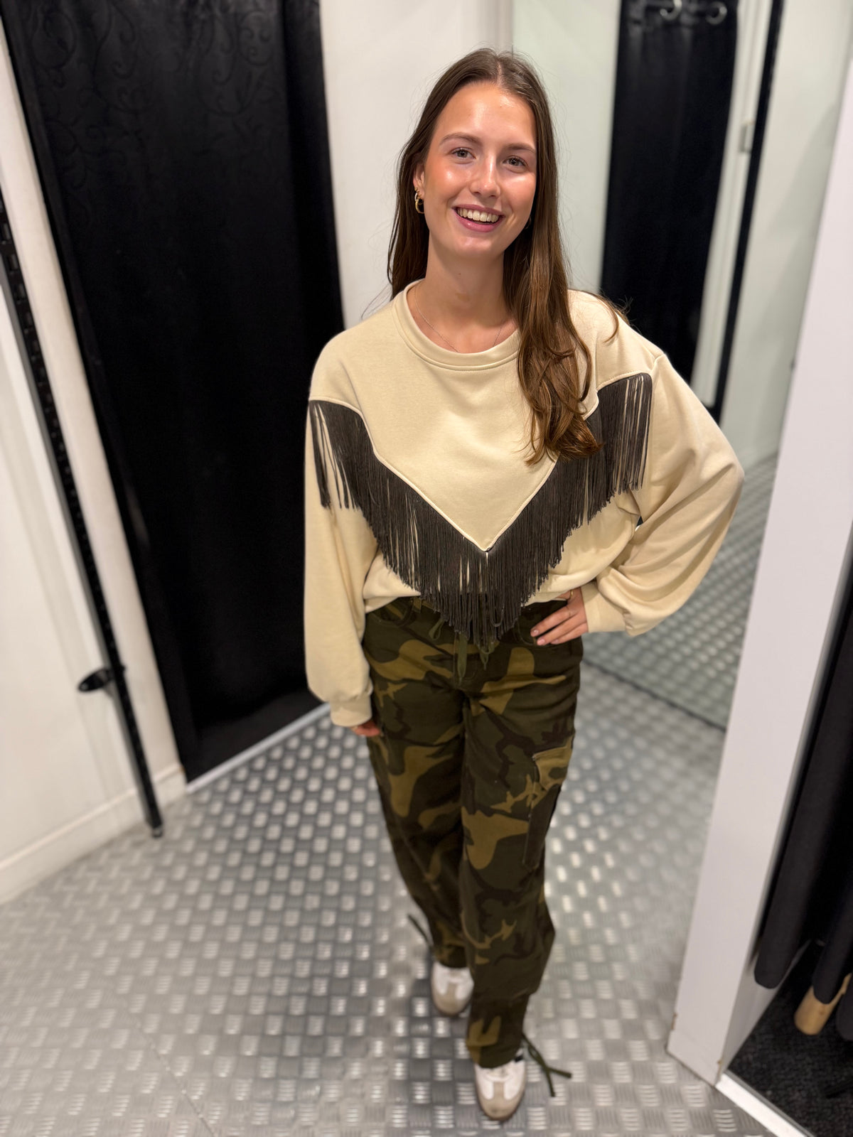 Beige sweater franje