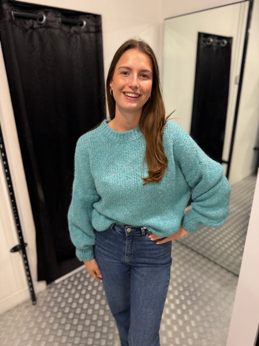 Turqoise knitted wear