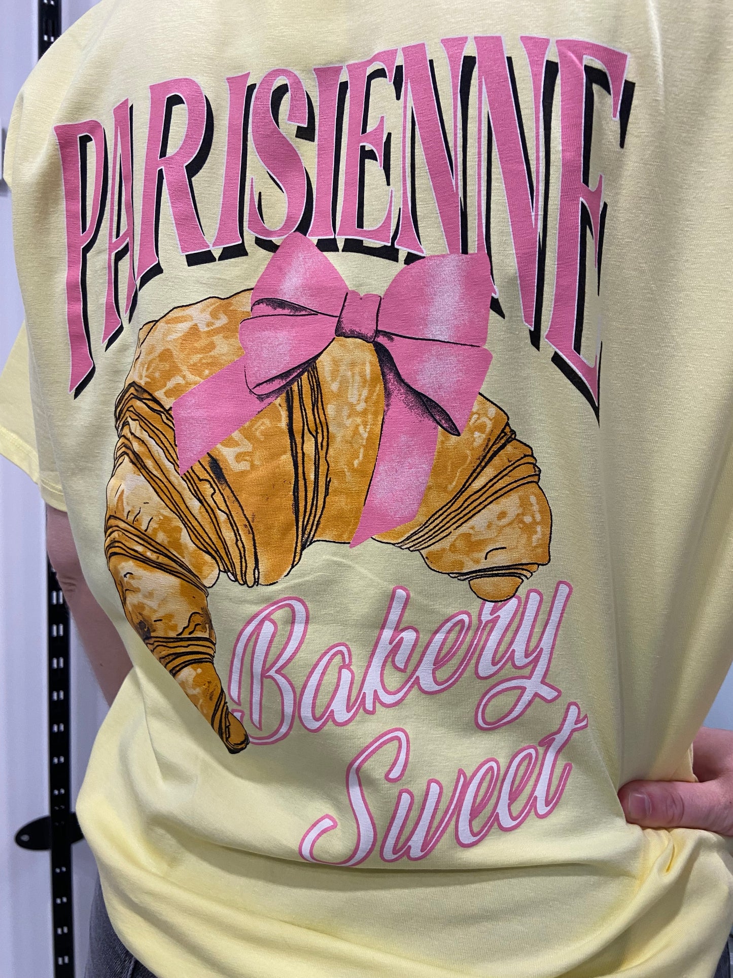 Le Parisienne yellow