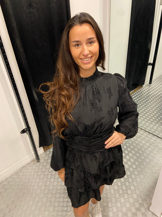 Black fluffy dress