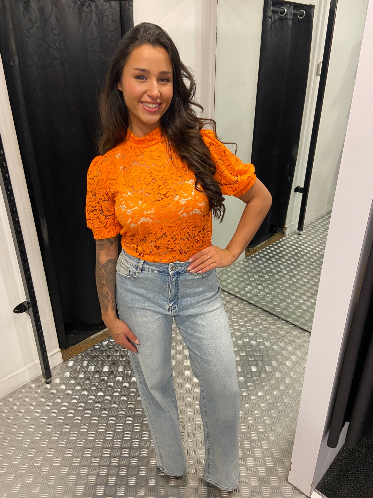 Kanten oranje top