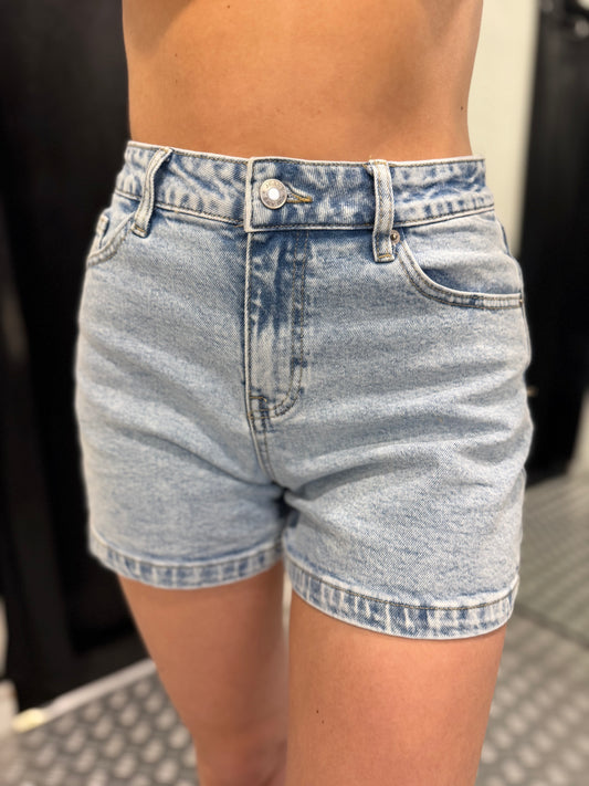 Redial denim short