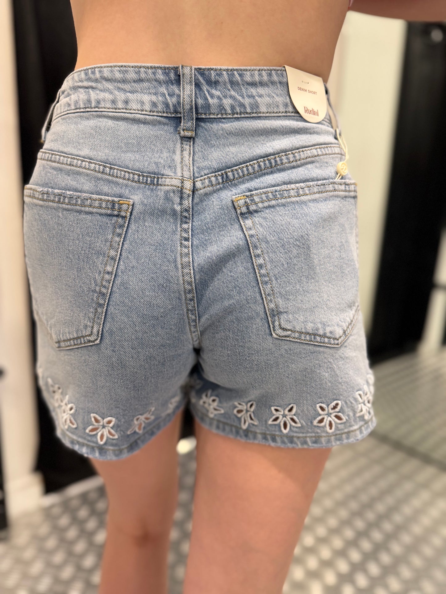 Denim short broderie redial