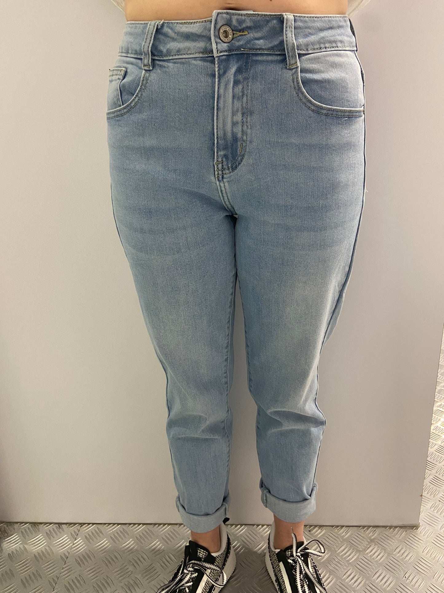 Lichtblauwe mom fit jeans Hello Miss