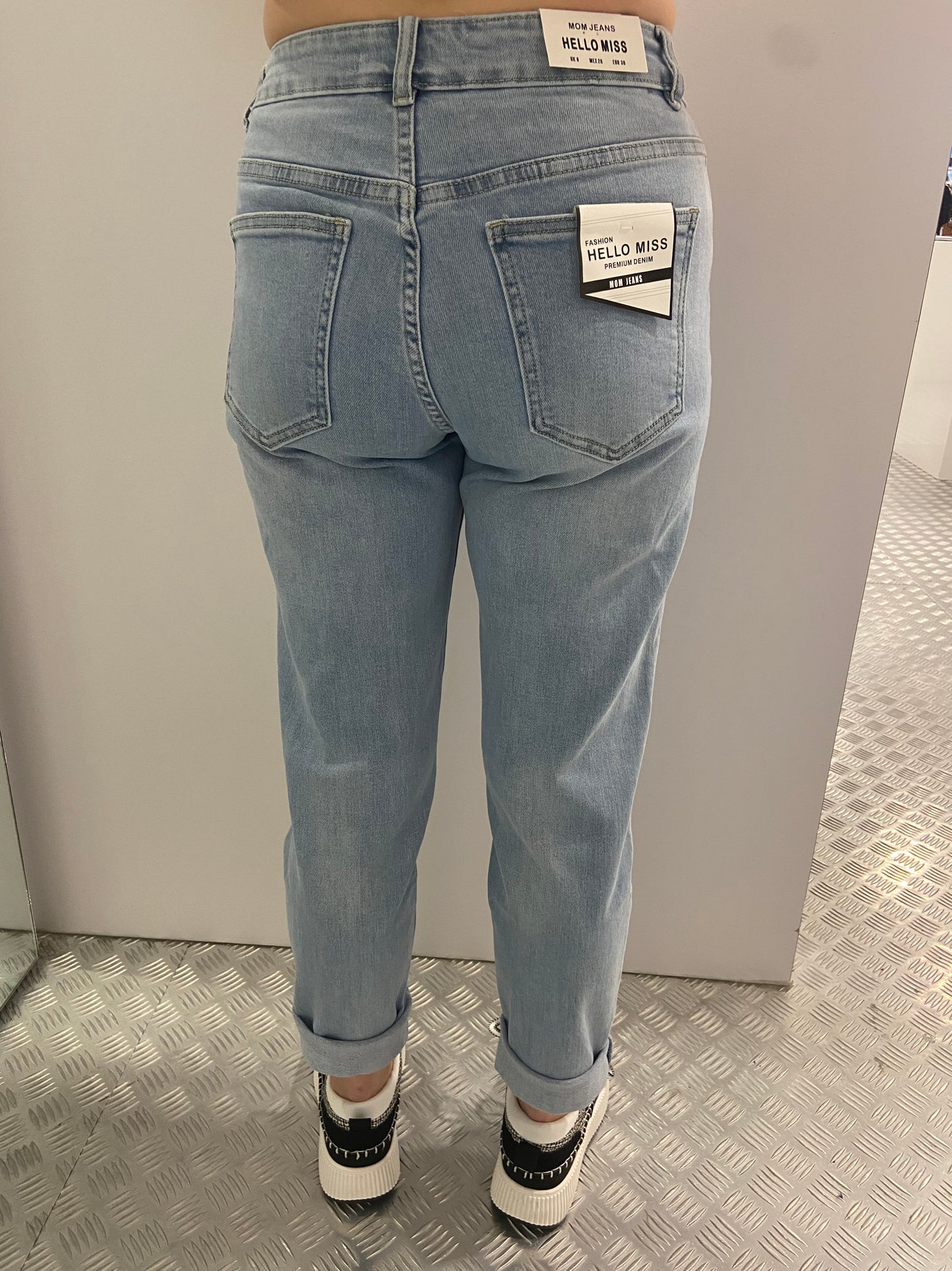 Lichtblauwe mom fit jeans Hello Miss