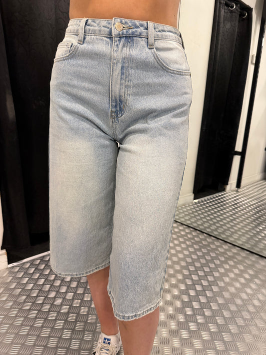 Lichtblauwe denim jort laulia