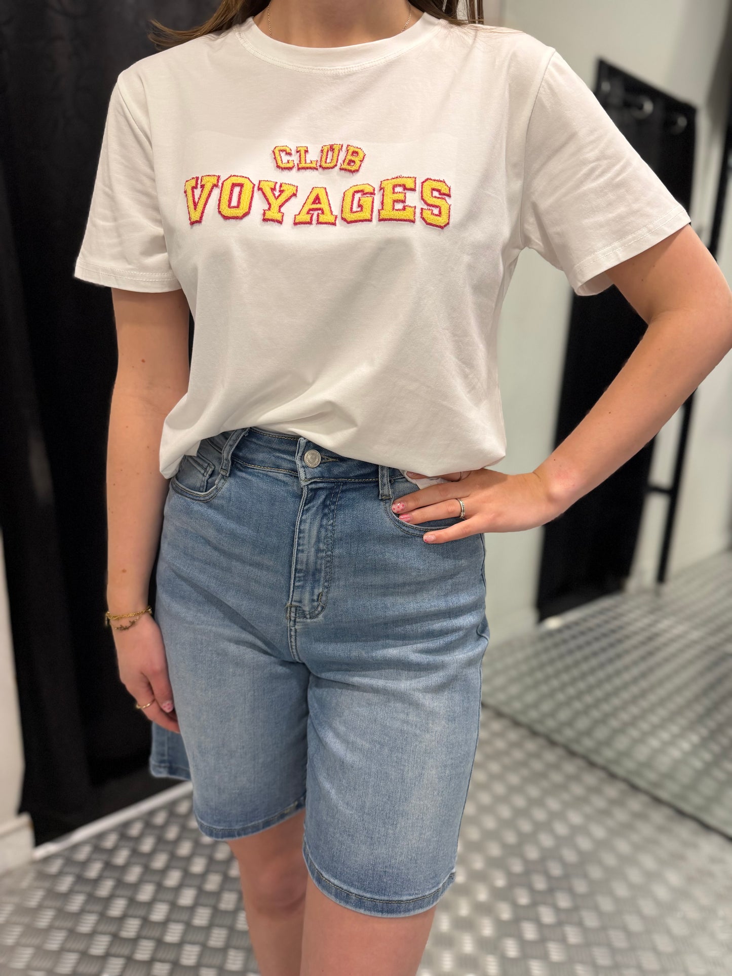 White tshirt Voyages